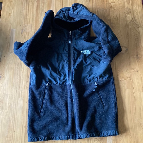 The North Face boys 18/20 xl fleece hoodie - Picture 1 of 7